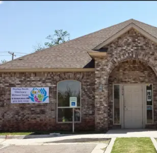 Healing Hands Veterinary Wellness Center oklahoma