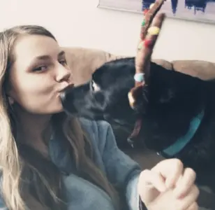 Hannah's Petsitting Services perro paseador