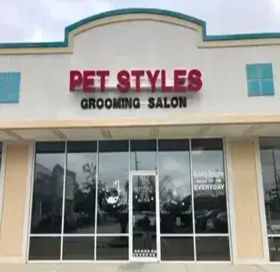 Bella & Bows Pet Salon West