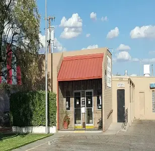 Vista Hills Animal Hospital veterinaria en el pasoJPG